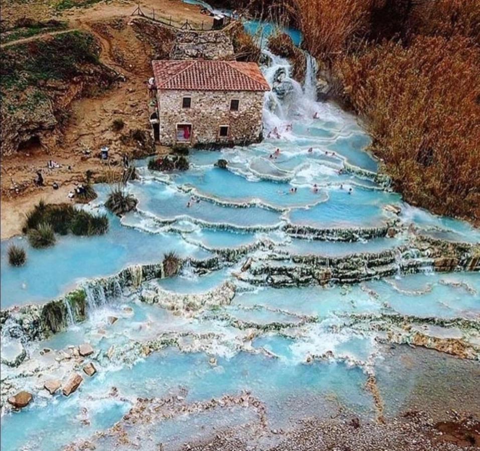 Casa Indipendente In Paese Con Giardino Villa Saturnia Exterior photo