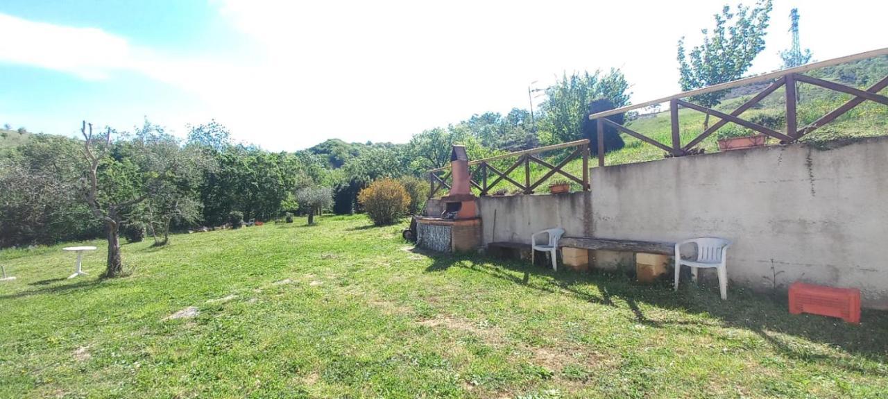 Casa Indipendente In Paese Con Giardino Villa Saturnia Exterior photo